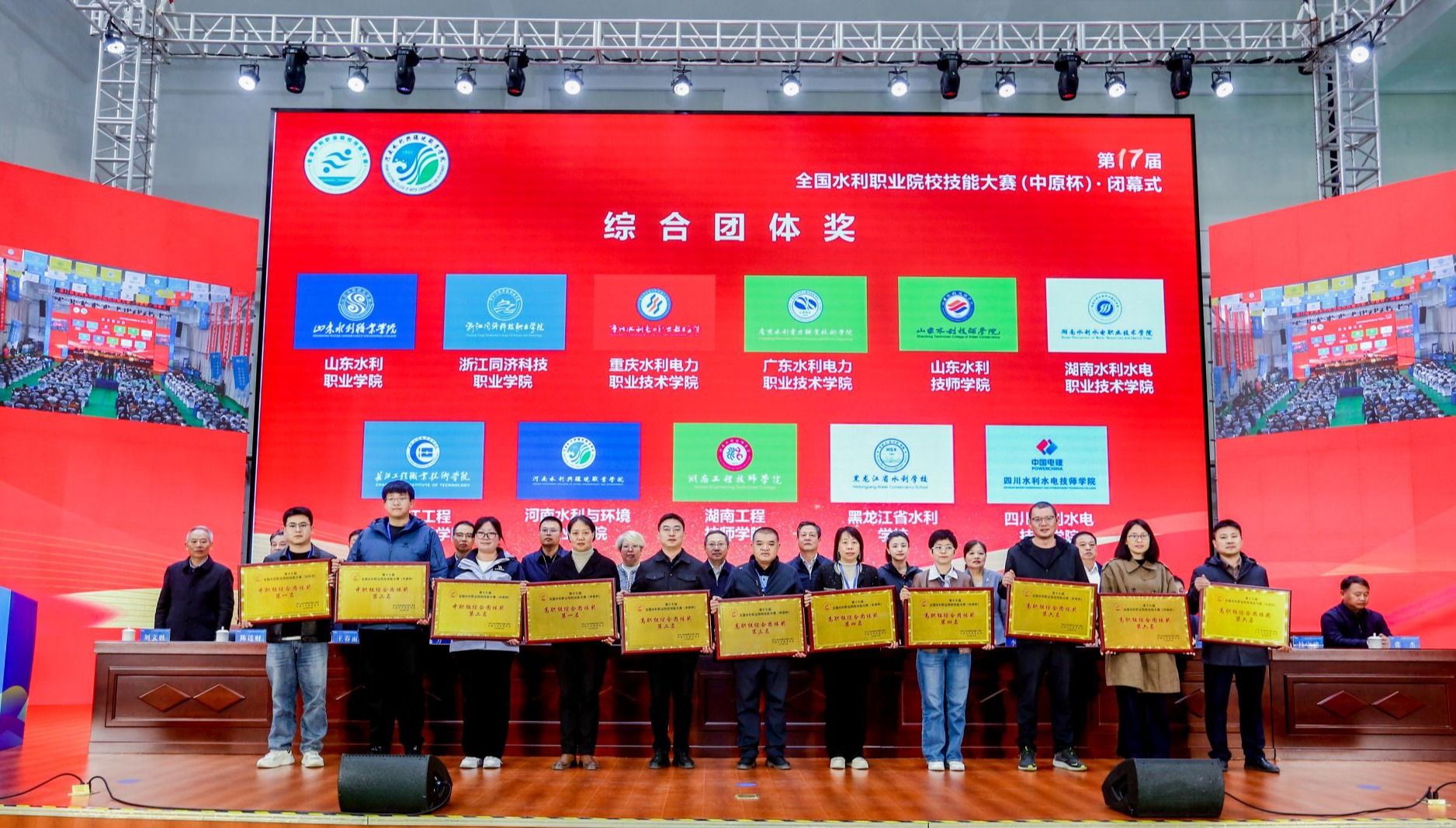 谈球吧app下载