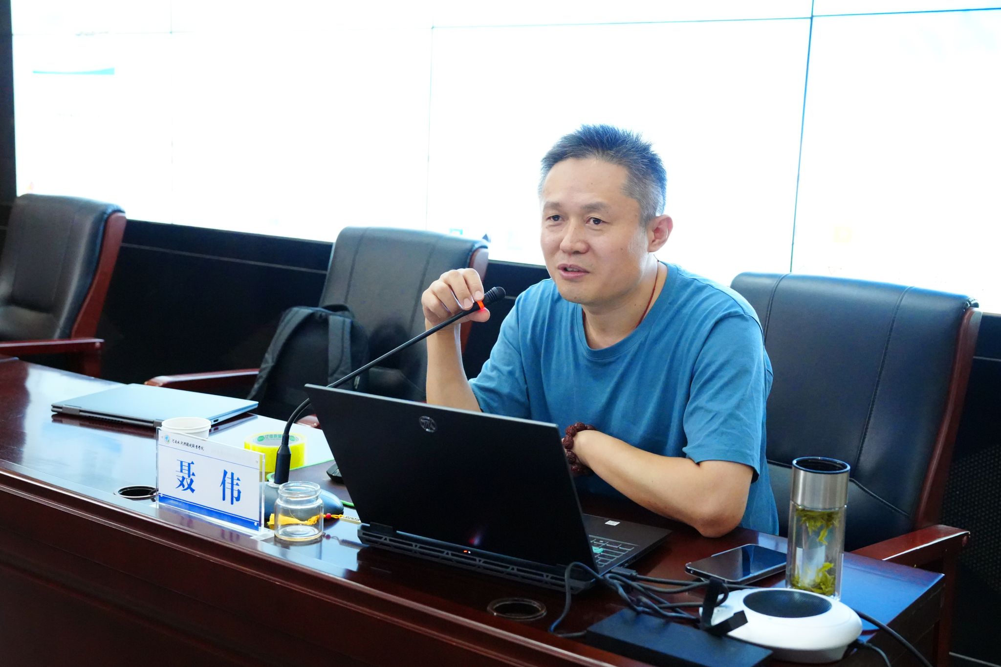 谈球吧app下载