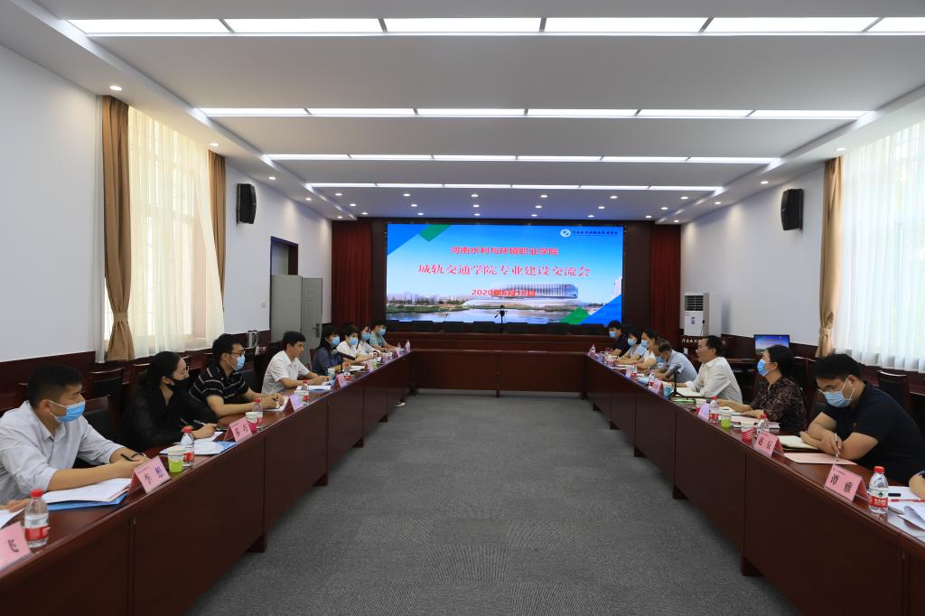 谈球吧app下载